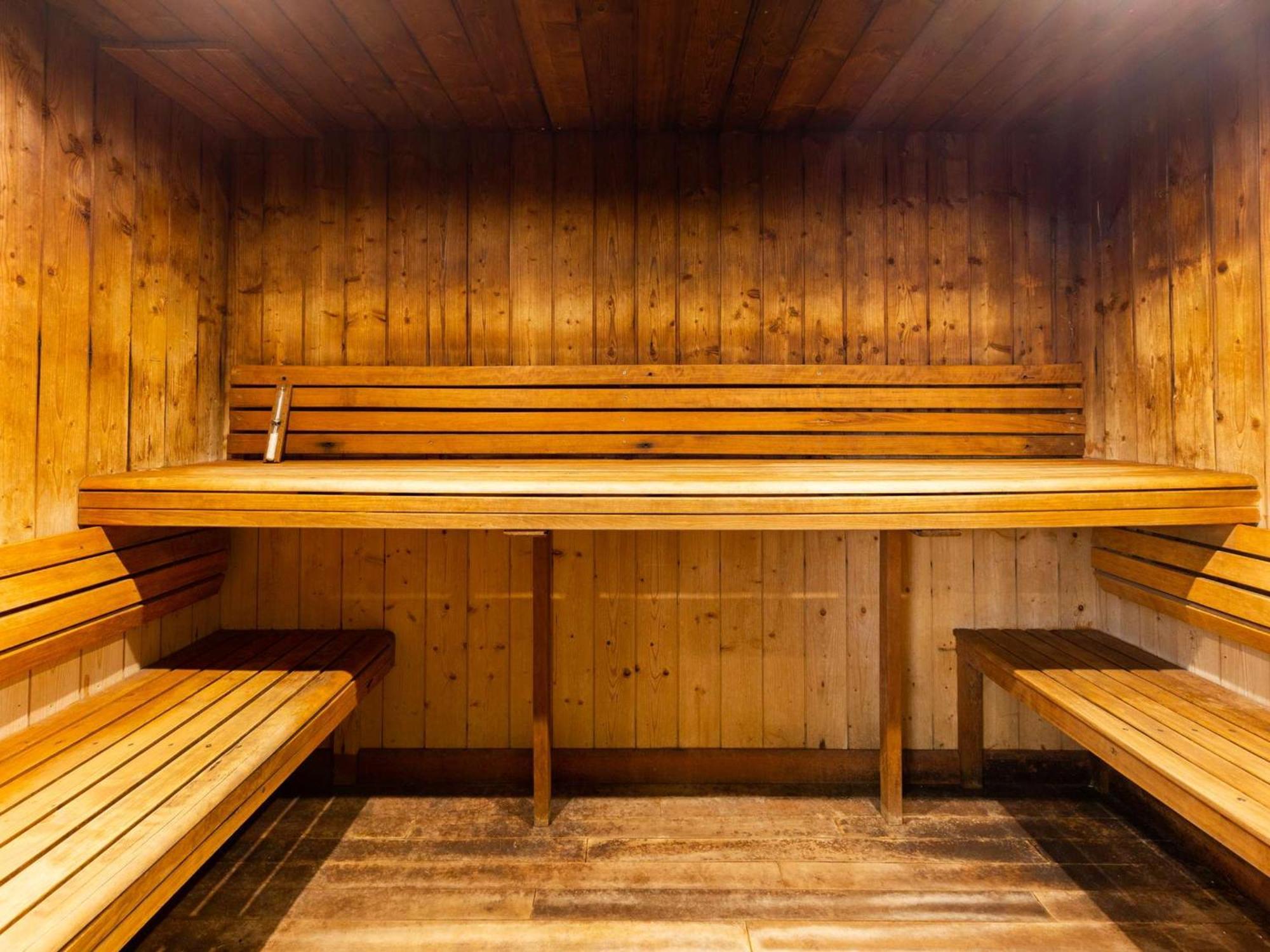 Appartement De 70 M² Au Centre-Ville Avec Piscine, Hammam, Sauna Et Balcon Bien Expose - Fr-1-296-392 แซ็งต์-ลารีย์-ซูว์ลอง ภายนอก รูปภาพ